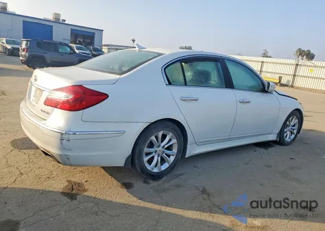 2013 Hyundai Genesis 3.8L z USA, uszkodzony, nr VIN KMHGC4DD0DU228567